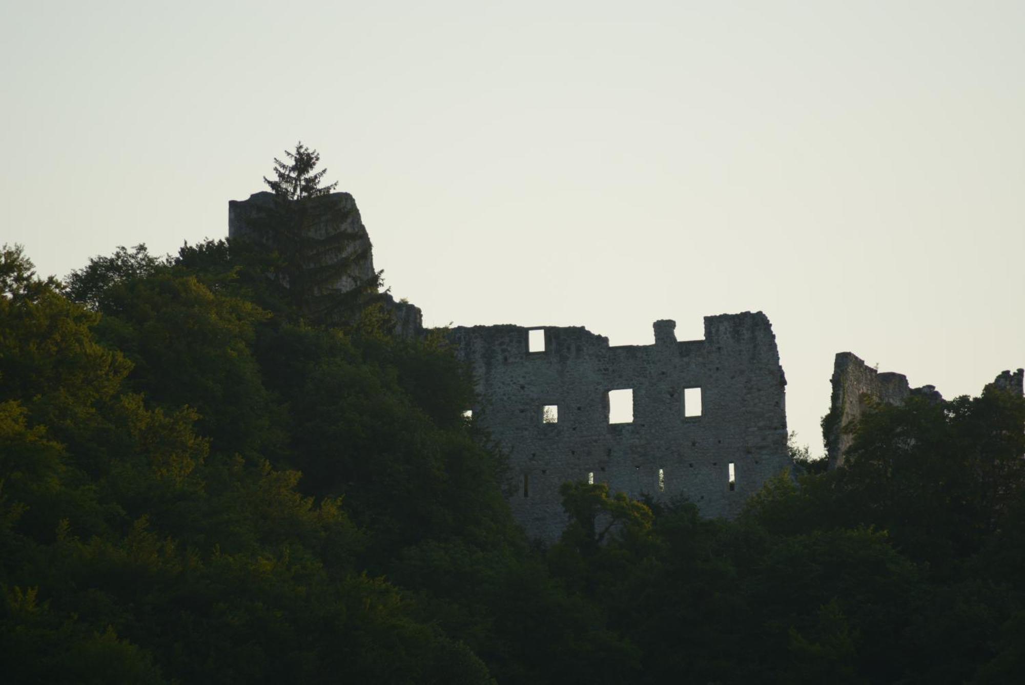 Studio Apartment Old Town Castle ซาโมบอร์ ภายนอก รูปภาพ