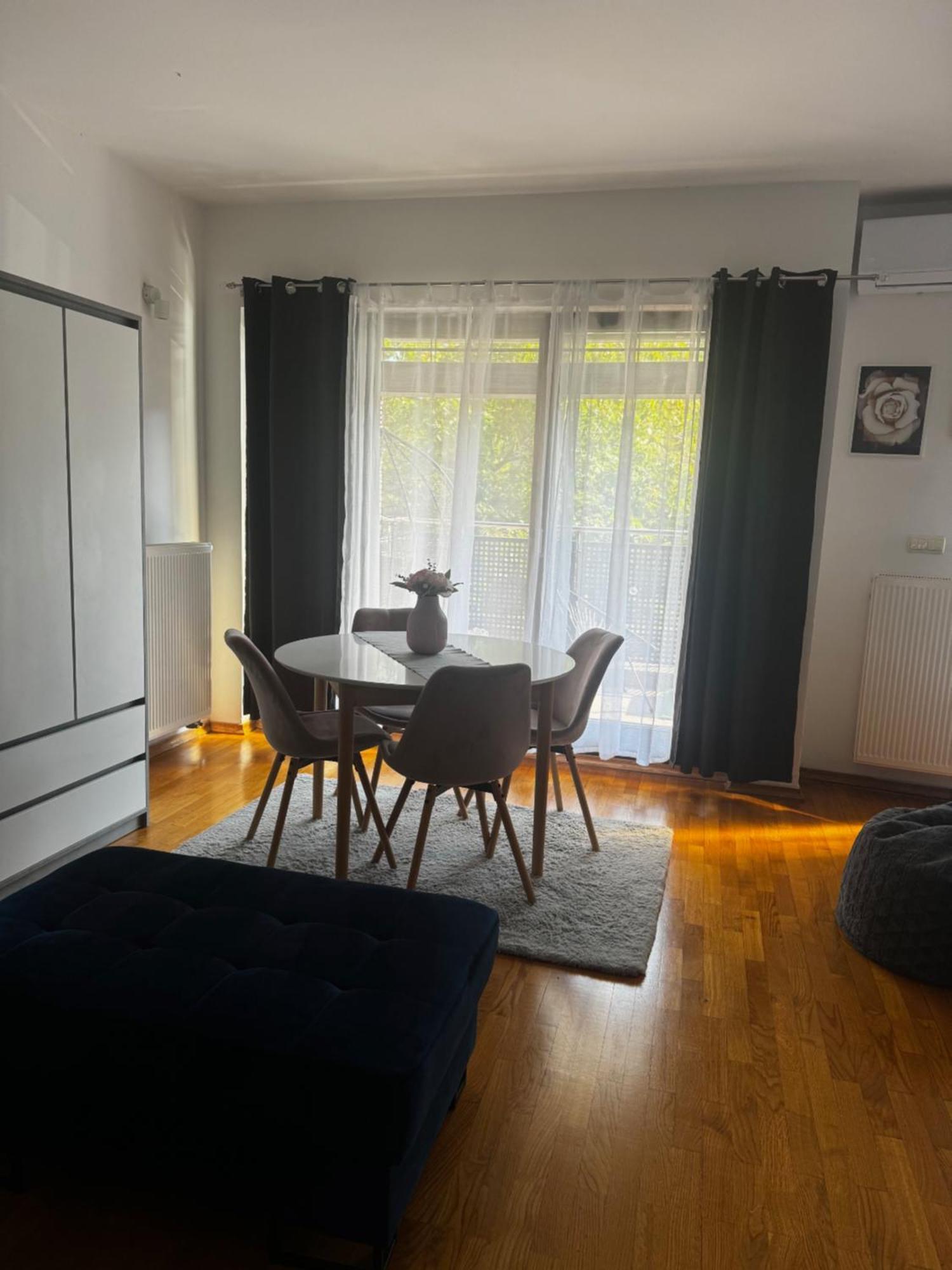 Studio Apartment Old Town Castle ซาโมบอร์ ภายนอก รูปภาพ